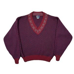 Manhattan Club Vintage Knit Sweater Mens XL USA Made Red Blue V-Neck